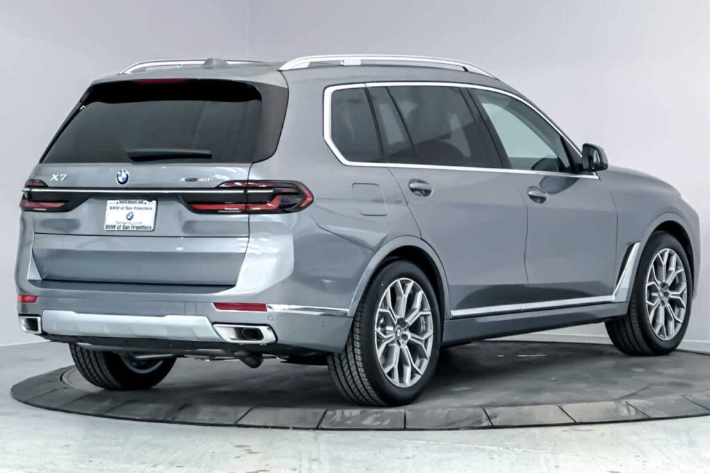 2025 BMW X7 xdrive 40 i