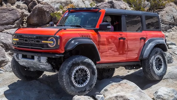 2025 Ford Bronco Raptor Lockers