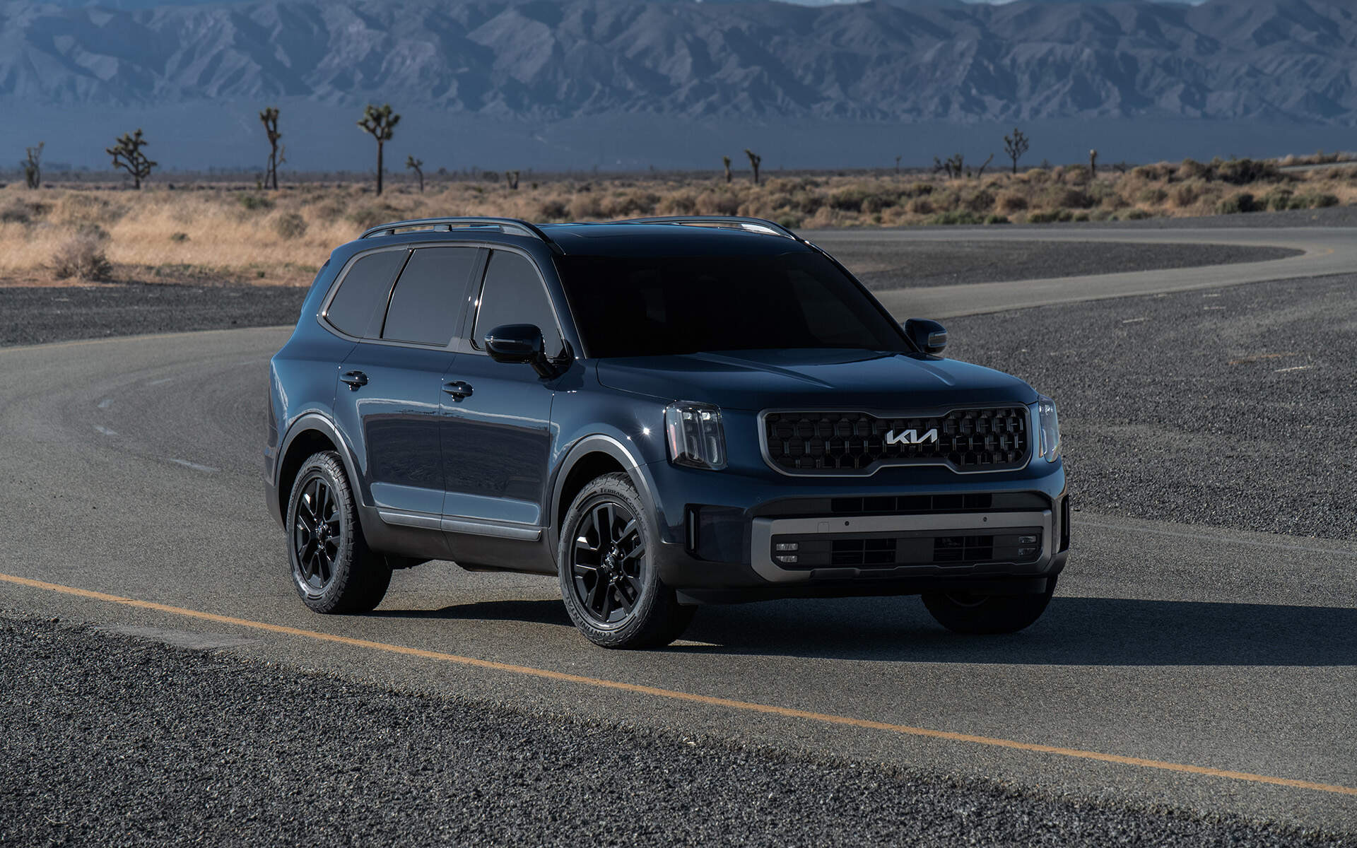 2025 KIA Telluride Redesigned Luxury SUV Car Review