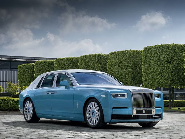 2025 Rolls-Royce Phantom price